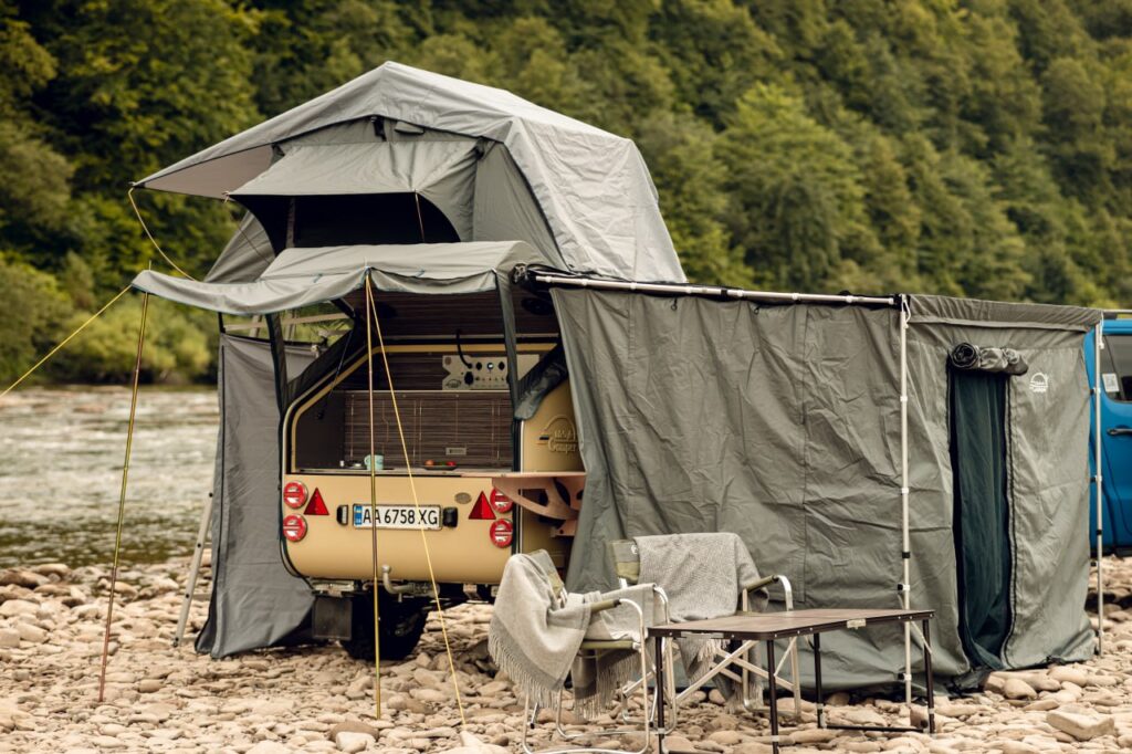 small teardrop campers